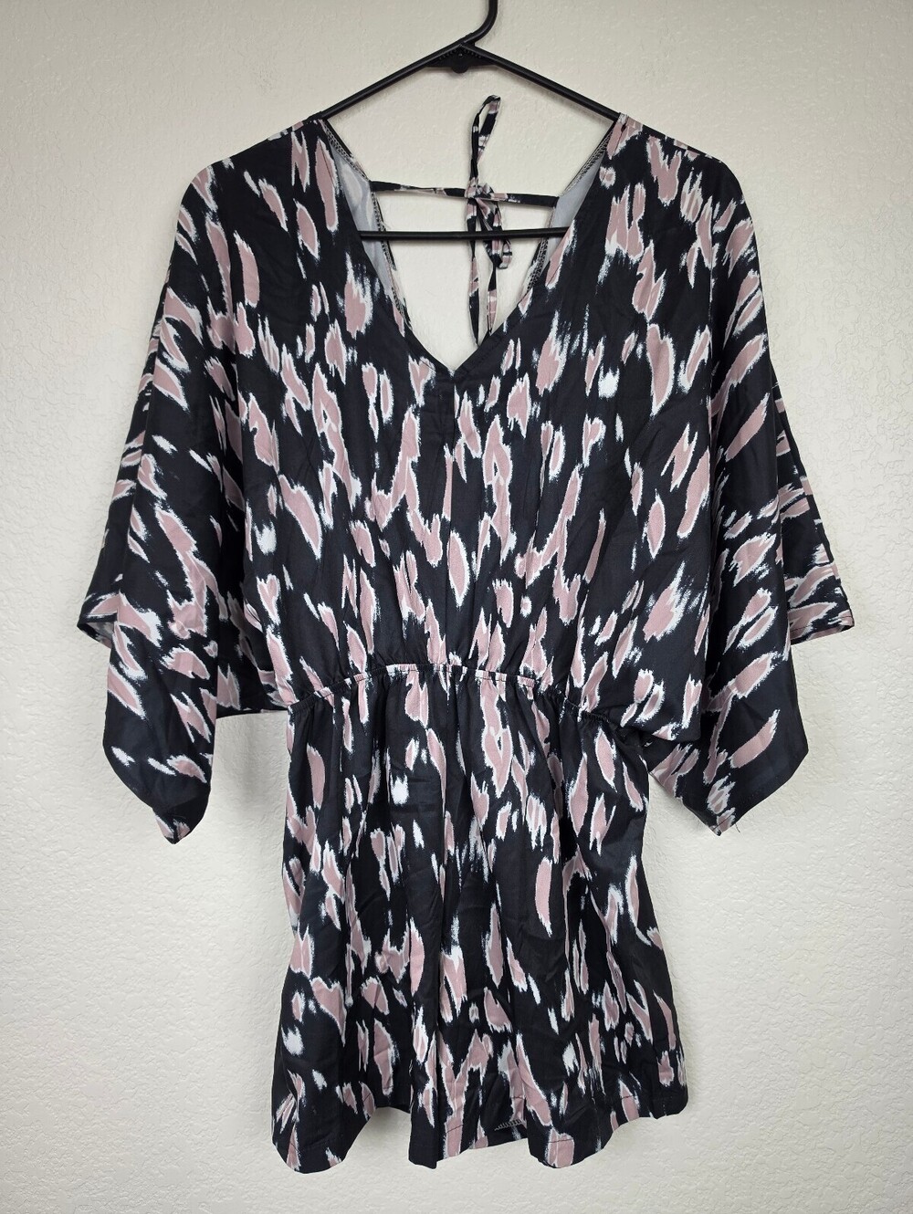 Women's Black and Beige Patterned V-Neck Romper
